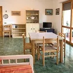 M251 - Marcelli, Trilocale Con Giardino A 100mt Dal Mare * מרצ'לי