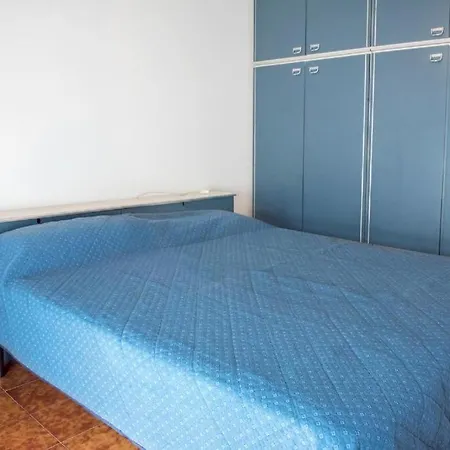 M251 - Marcelli, Trilocale Con Giardino A 100mt Dal Mare *