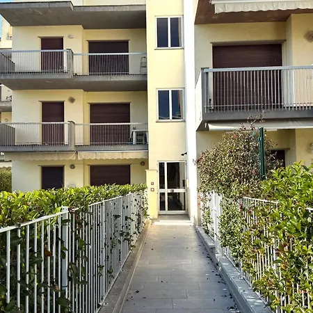 Apartment M251 - Marcelli, Trilocale Con Giardino A 100mt Dal Mare *
