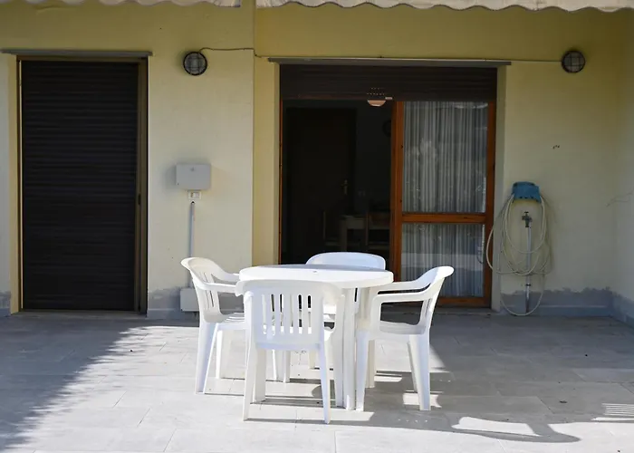 M251 - Marcelli, Trilocale Con Giardino A 100mt Dal Mare Apartment *