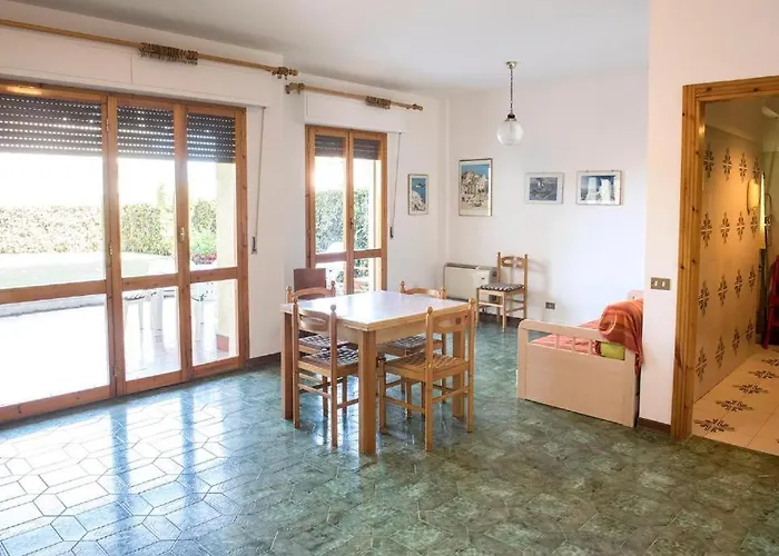 M251 - Marcelli, Trilocale Con Giardino A 100mt Dal Mare Apartment *