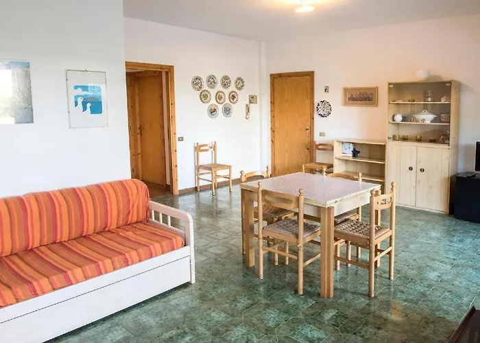 M251 - Marcelli, Trilocale Con Giardino A 100mt Dal Mare * Marcelli