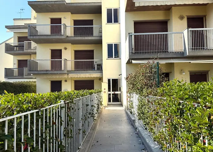 Apartment M251 - Marcelli, Trilocale Con Giardino A 100mt Dal Mare *
